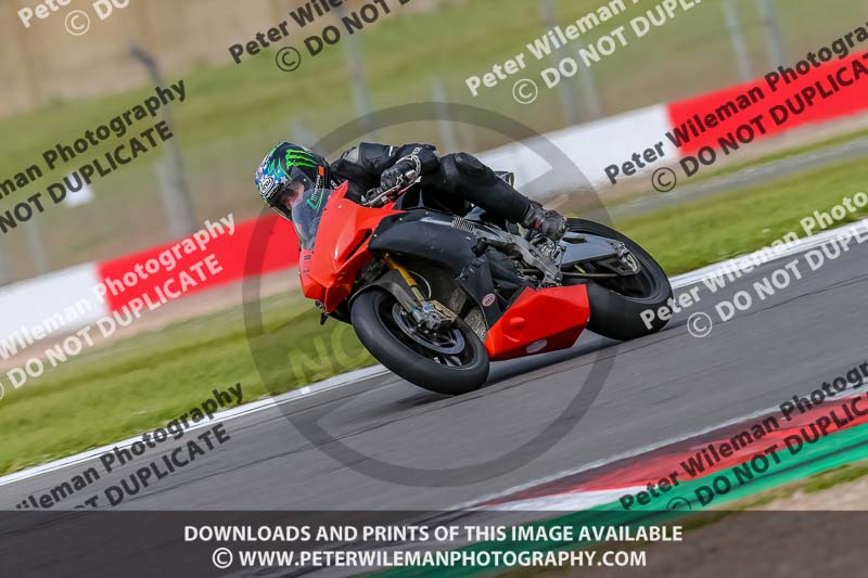 PJ Motorsport Photography;donington no limits trackday;donington park photographs;donington trackday photographs;no limits trackdays;peter wileman photography;trackday digital images;trackday photos